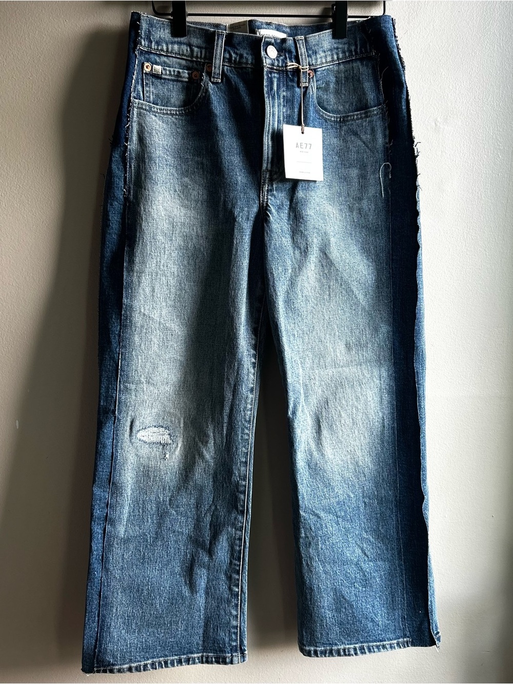 American Eagle Outfitters Two-Tone Blue Relaxed Jeans